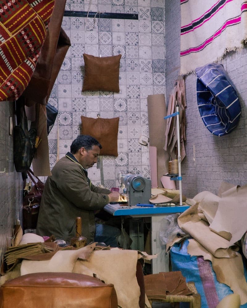 El Yapımı Dana Deri Omuz Çantası — alternate view